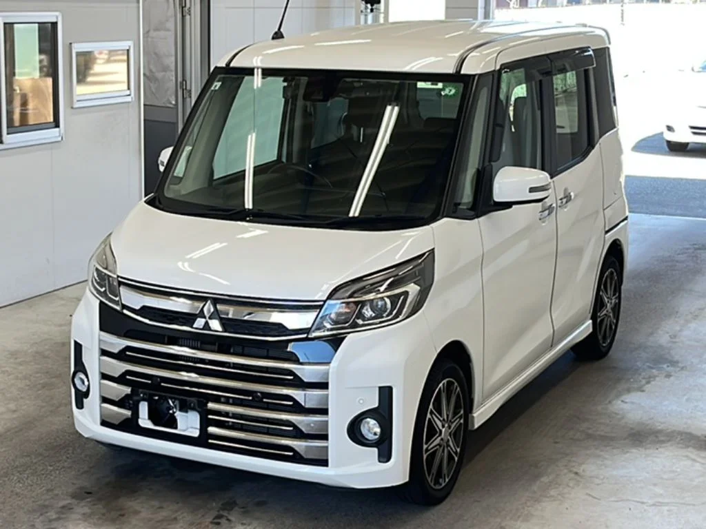 Mitsubishi eK X Space B11A 2019